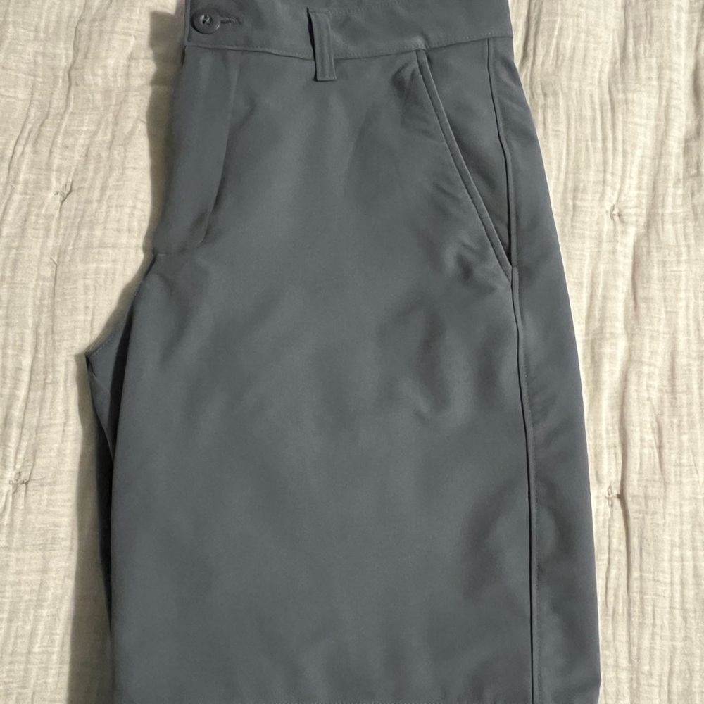 Under Armour Gray Hybrid Shorts Versatile Design